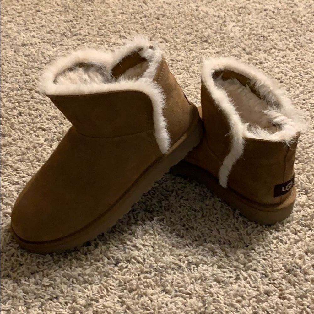UGG Classic Mini Fluff High- Lo